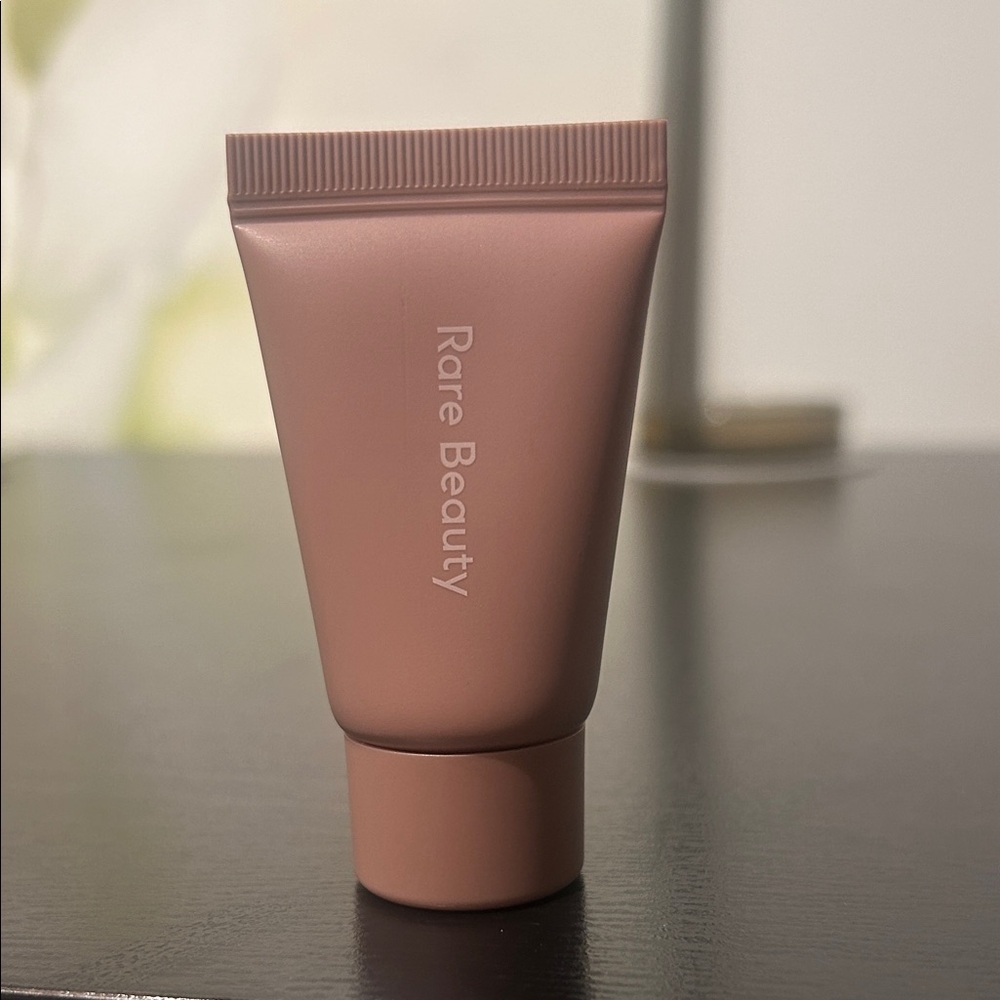 Rare Beauty Hydrating Body Lotion